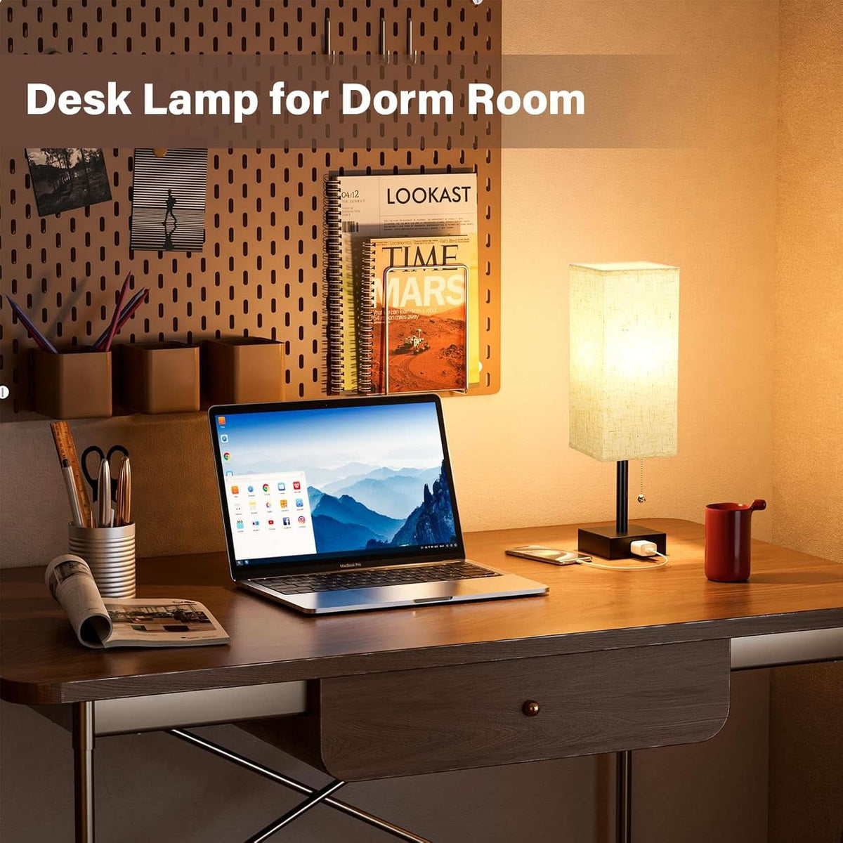 Luxurious Nightstand Lamps With Integrated AC Outlet