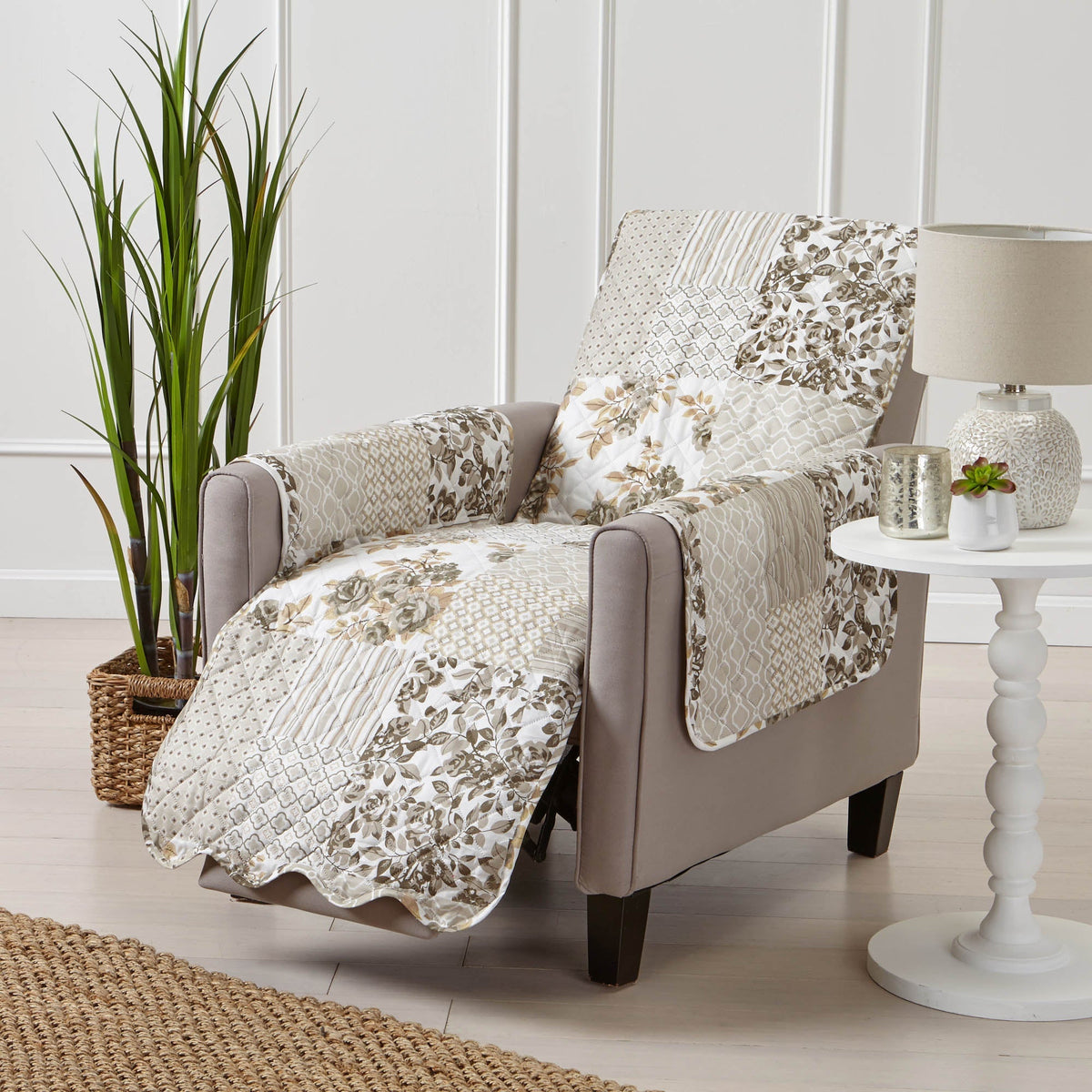 Great Bay Home Langdon Reversible Furniture Protector (Shipping charges may apply)
